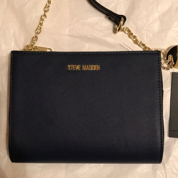 Steve Madden Bgreer Wallet on String - Picture 2 of 5